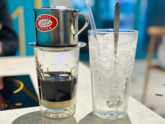 河內夜市越南咖啡超香!一杯下肚,整個精神都來了~